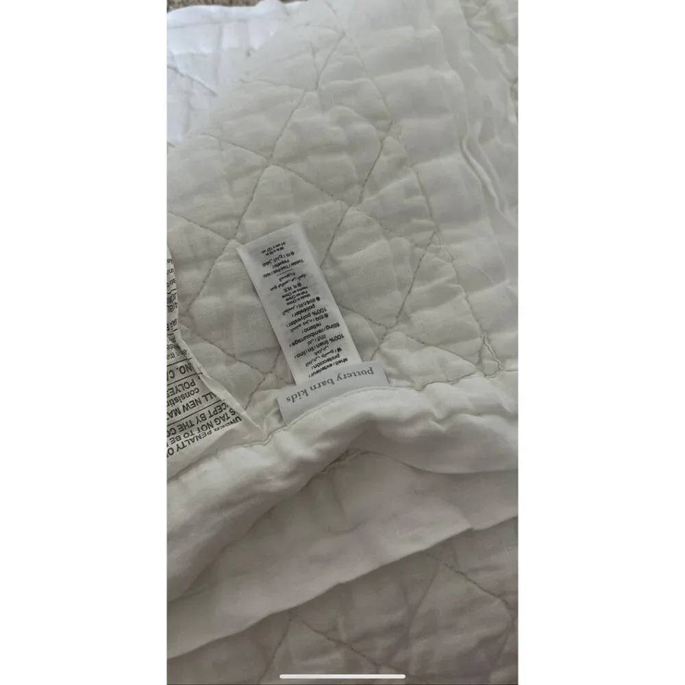 POTTERY BARN Kids European Linen Baby Quilt in White